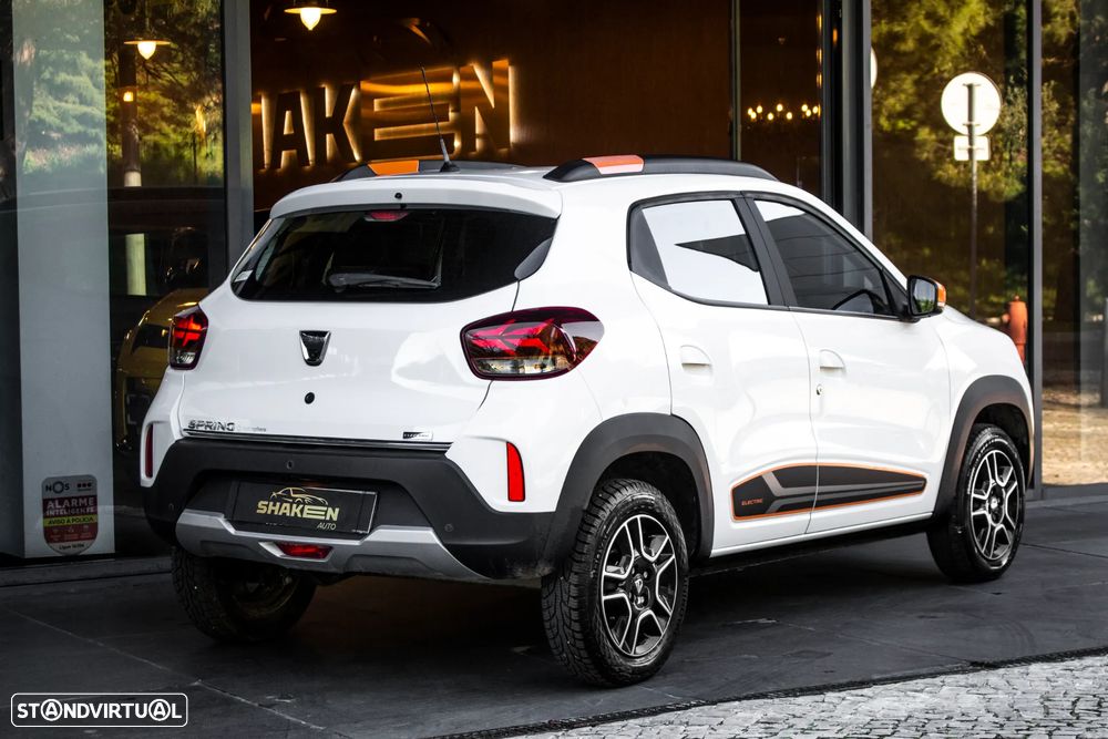 Dacia Spring Comfort Plus - 4