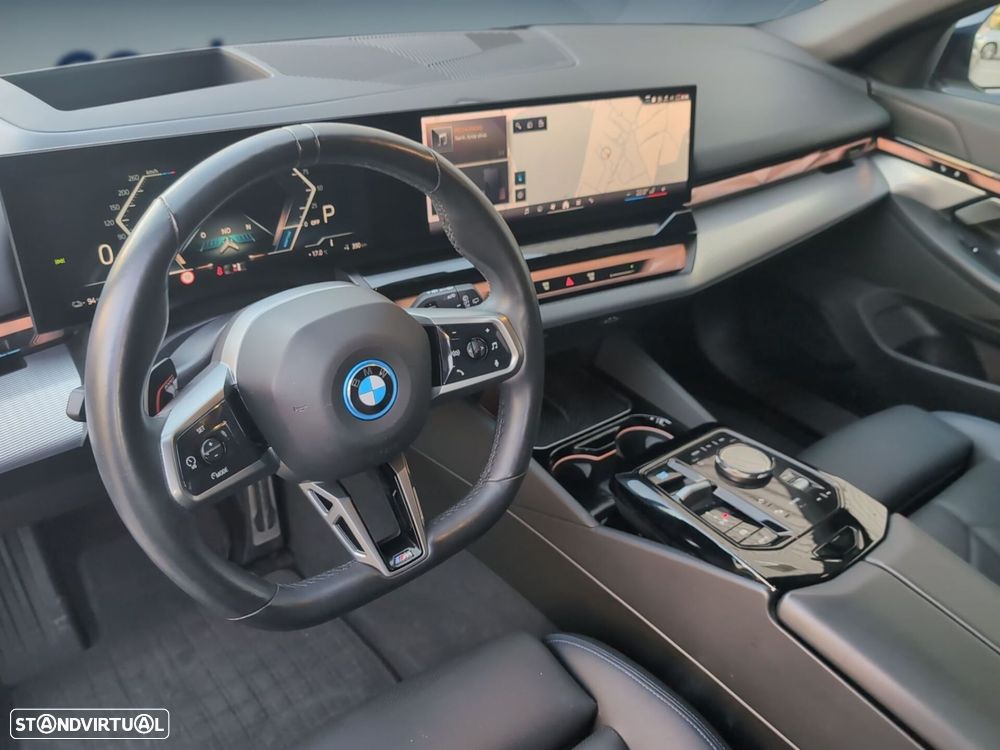 BMW i5 xDrive40 Edição Desportiva M - 13