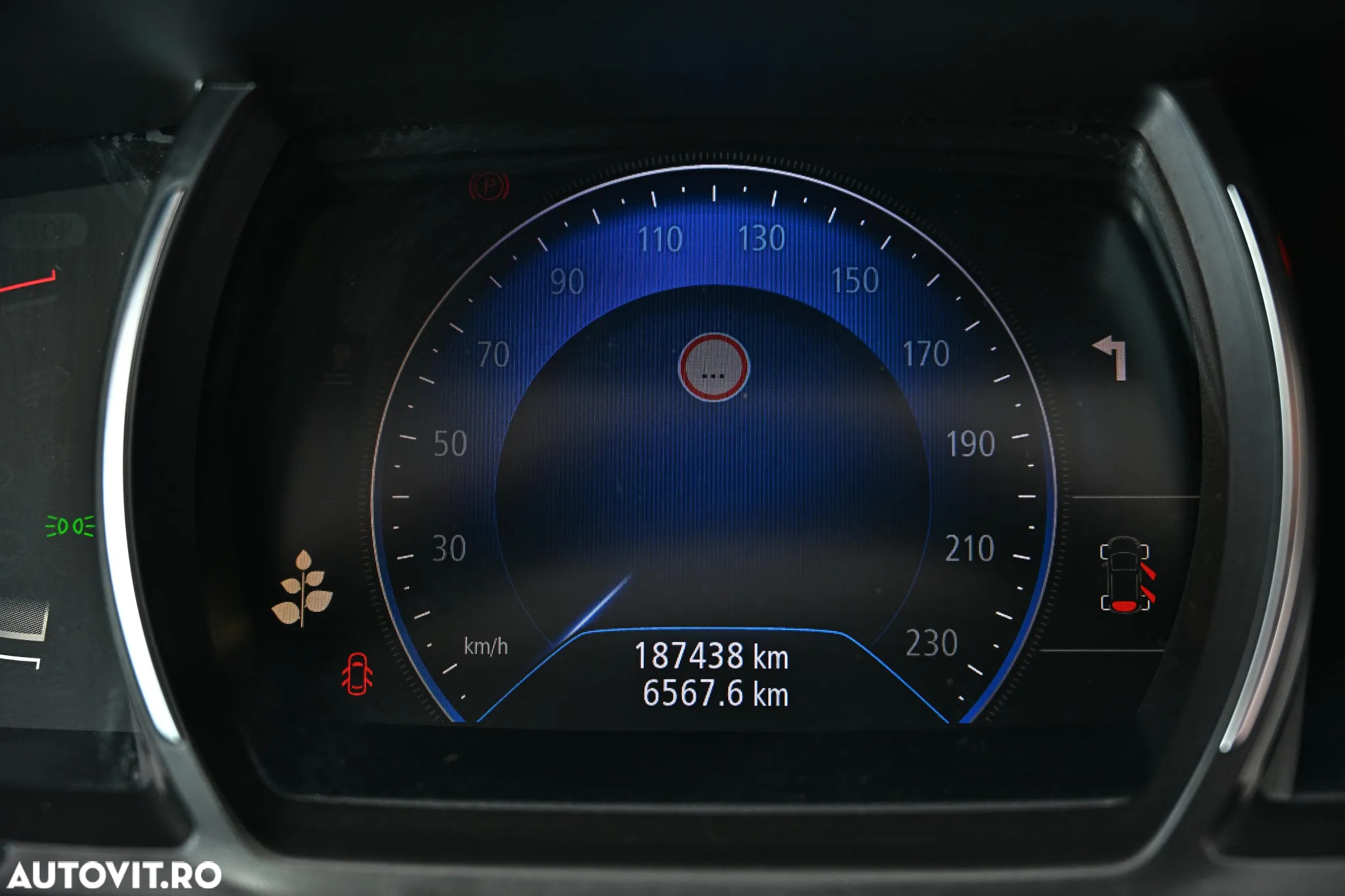 Renault Scenic BLUE dCi 120 BUSINESS EDITION - 17