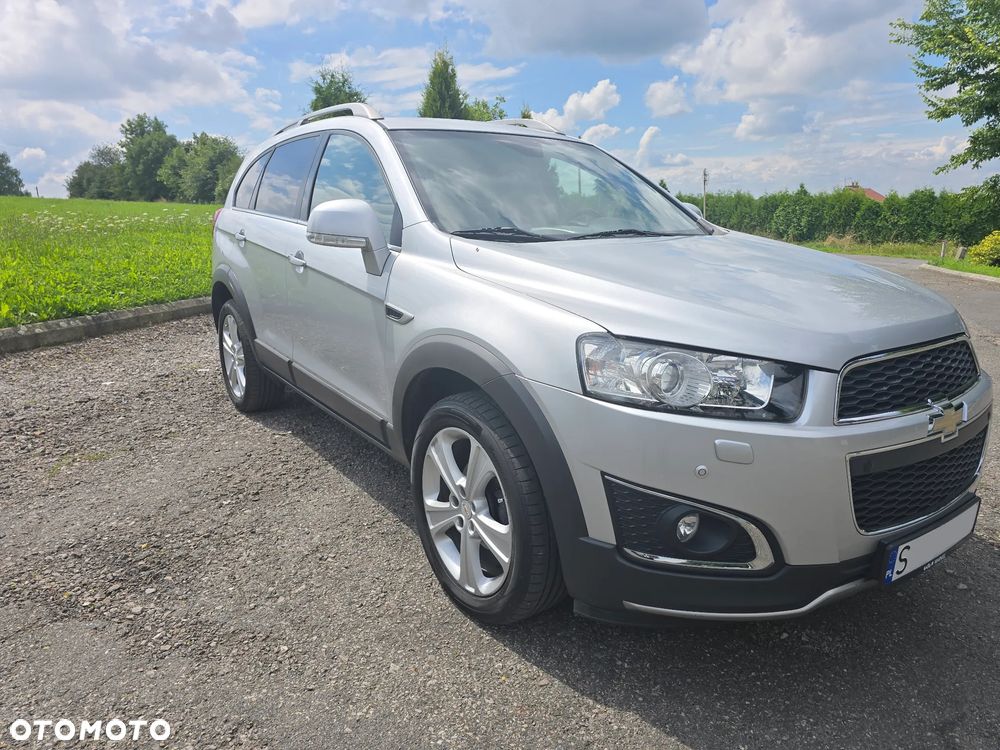 Chevrolet Captiva 2.2 D LTZ - 4