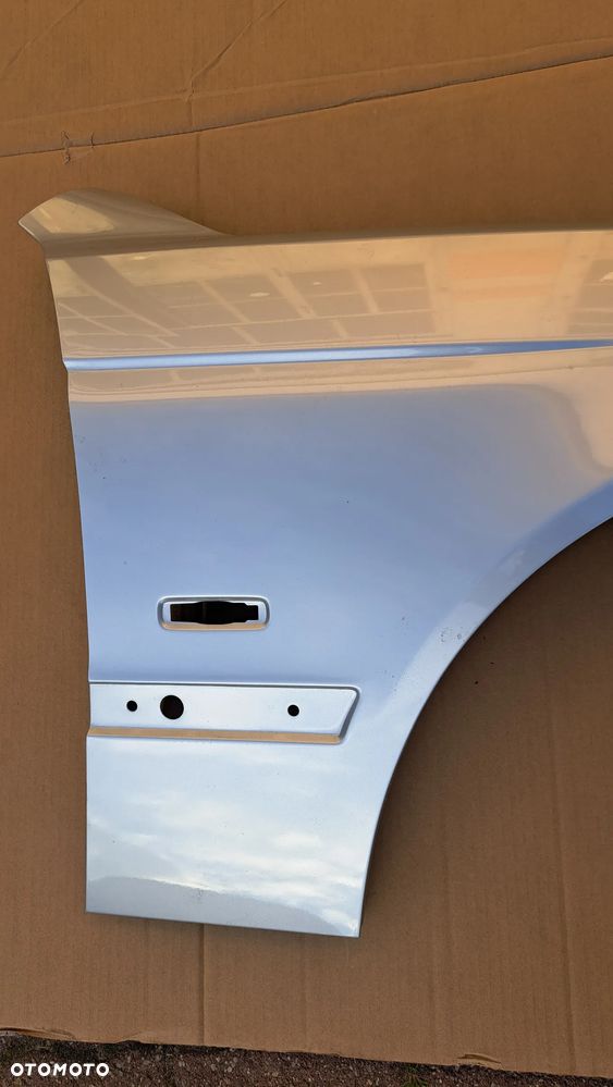 BŁOTNIK BMW E39 titansilber metalic 354 przód prawy - 3