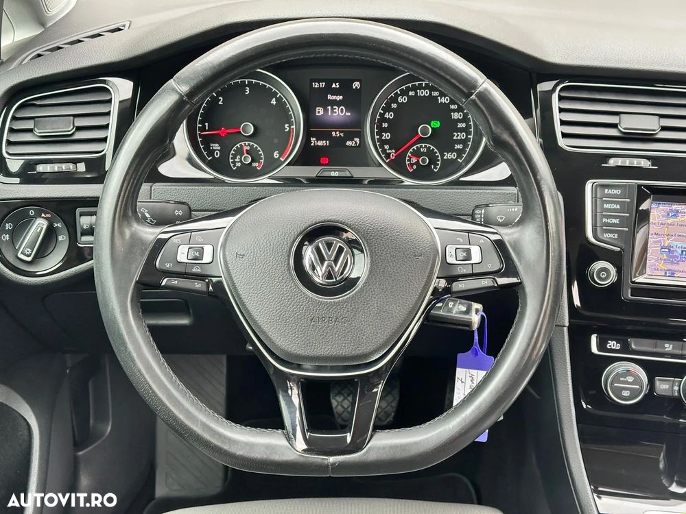 Volkswagen Golf 1.6 BlueTDI DSG Comfortline - 19