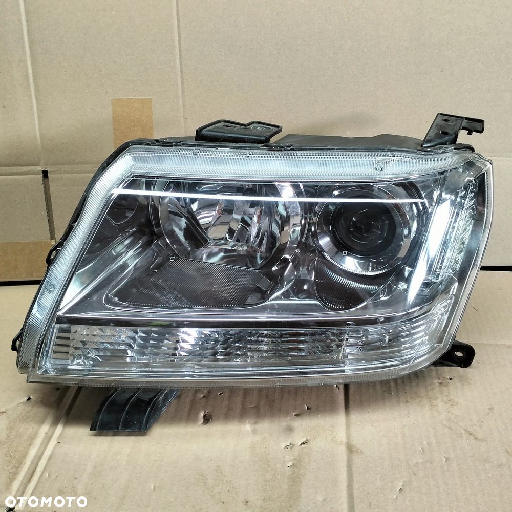 SUZUKI VITARA 2 LAMPA PRZÓD LEWA ŁADNA - 1