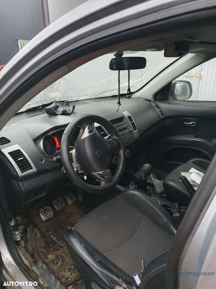 Dezmembrez PEUGEOT 4007 GP_ 2007 - > 2.2 HDi 4H.. 115KW|156HP - 5