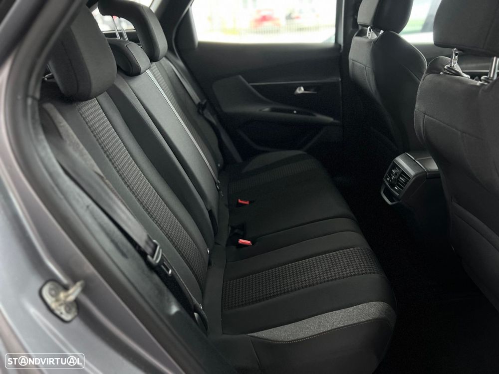 Peugeot 3008 1.5 BlueHDi Active Pack - 25