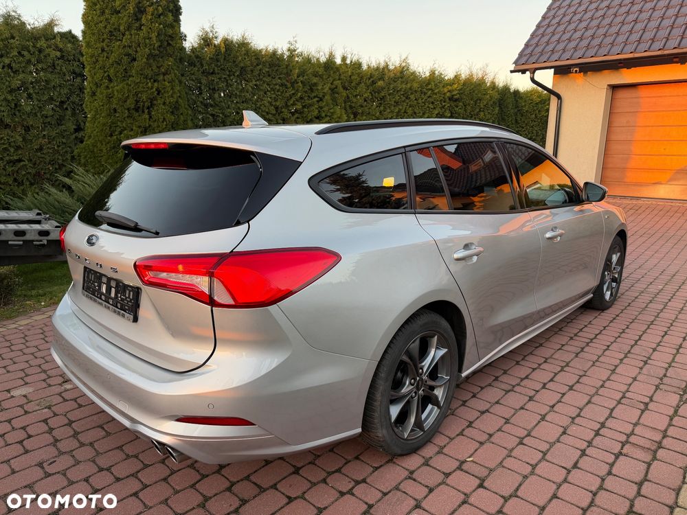 Ford Focus 1.5 EcoBlue Start-Stopp-System ST-LINE - 5