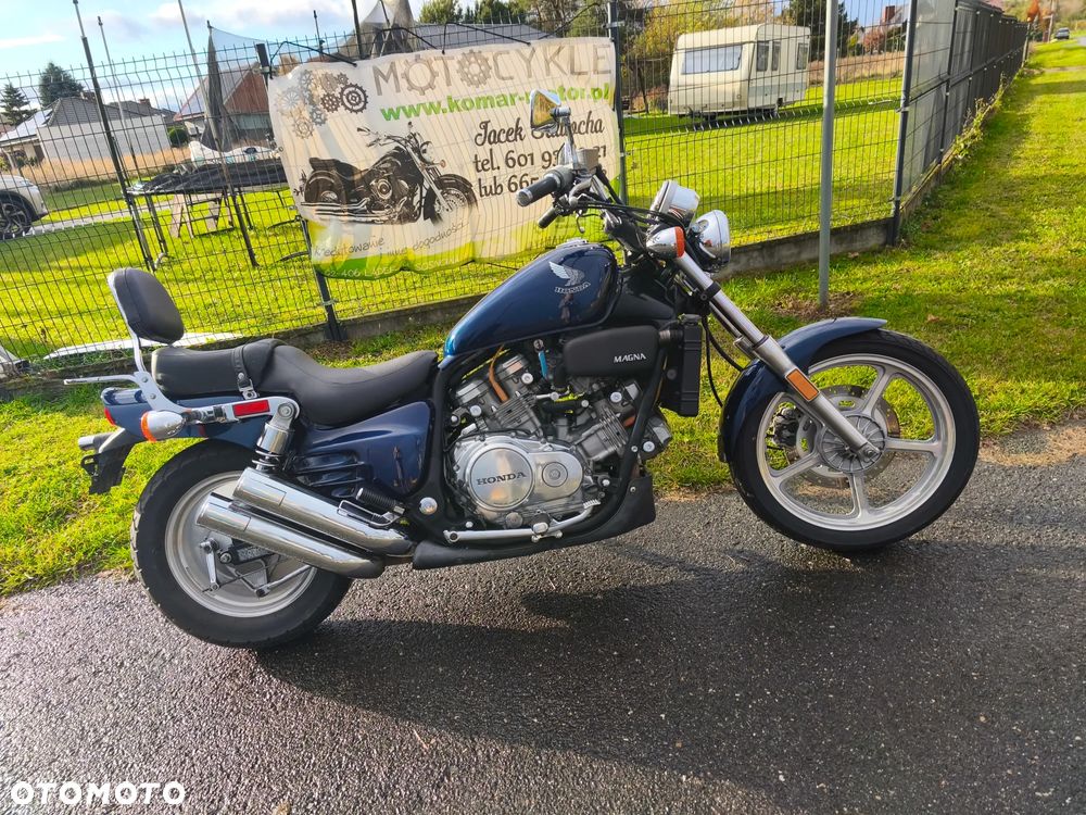 Honda VF - 2