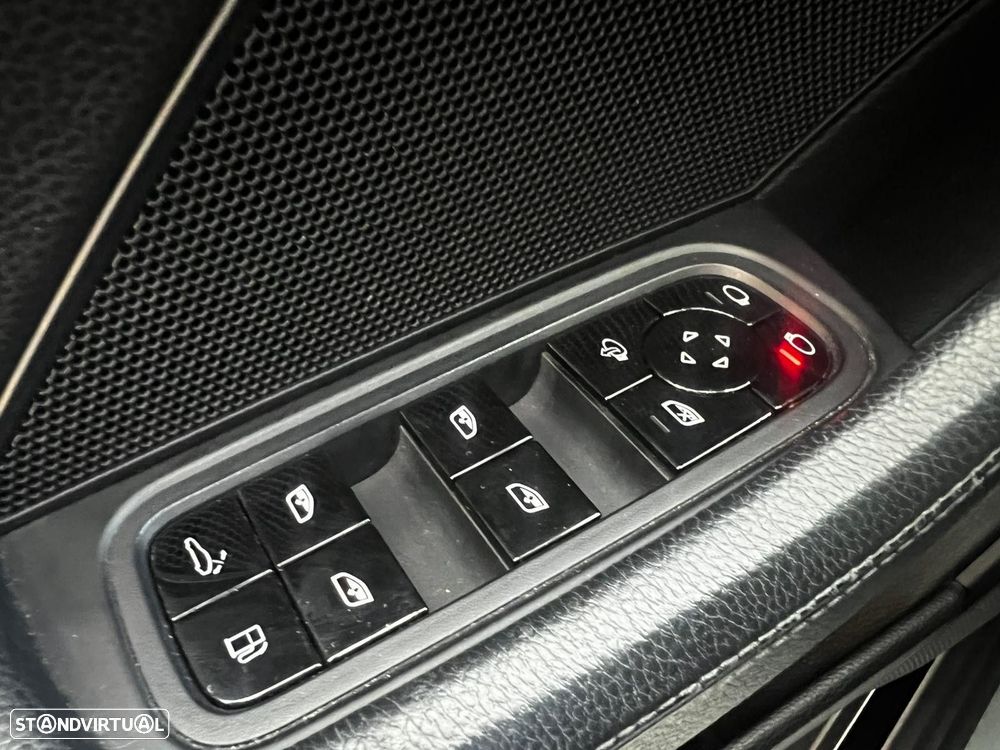 Porsche Panamera Sport Turismo 4 E-Hybrid Platinum Edition PDLS - 54