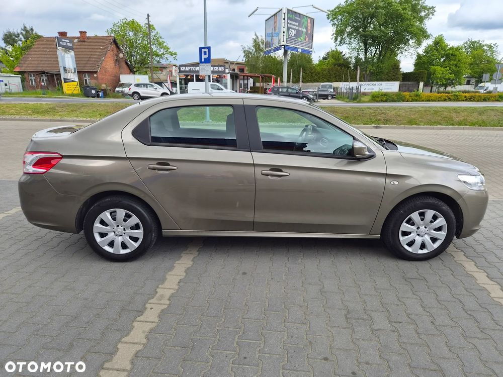 Peugeot 301 1.2 Pure Tech Active - 15