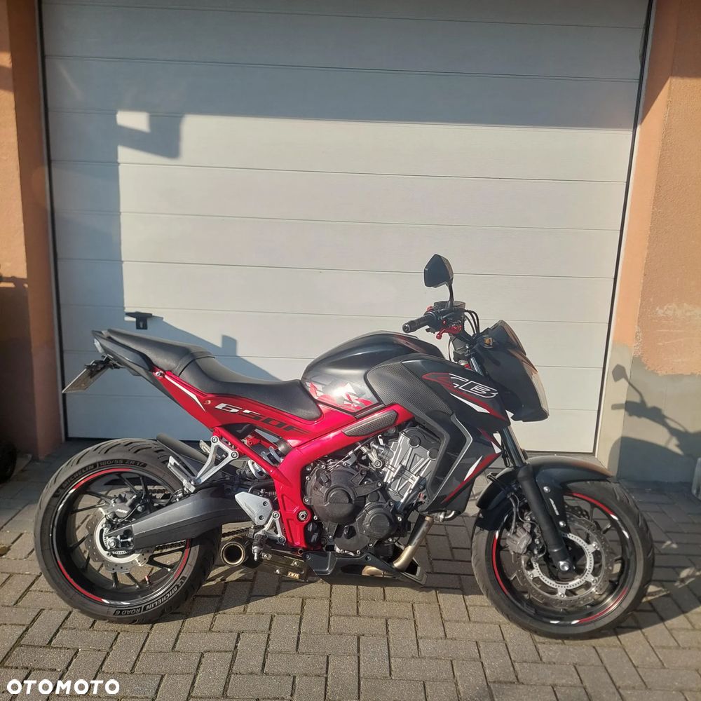 Honda CB - 1