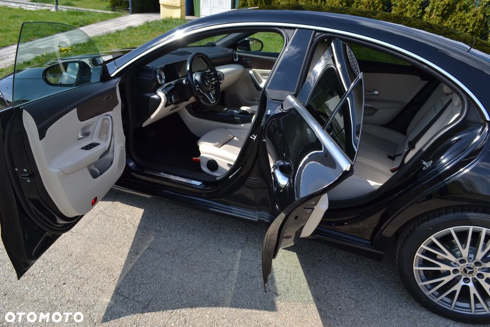 Mercedes-Benz CLA - 4