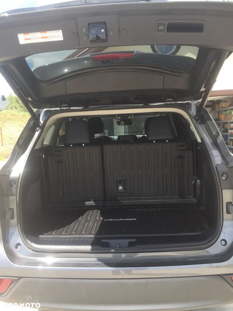 Toyota Highlander - 13