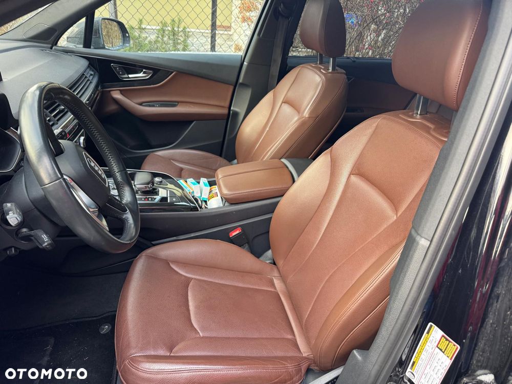 Audi Q7 - 15