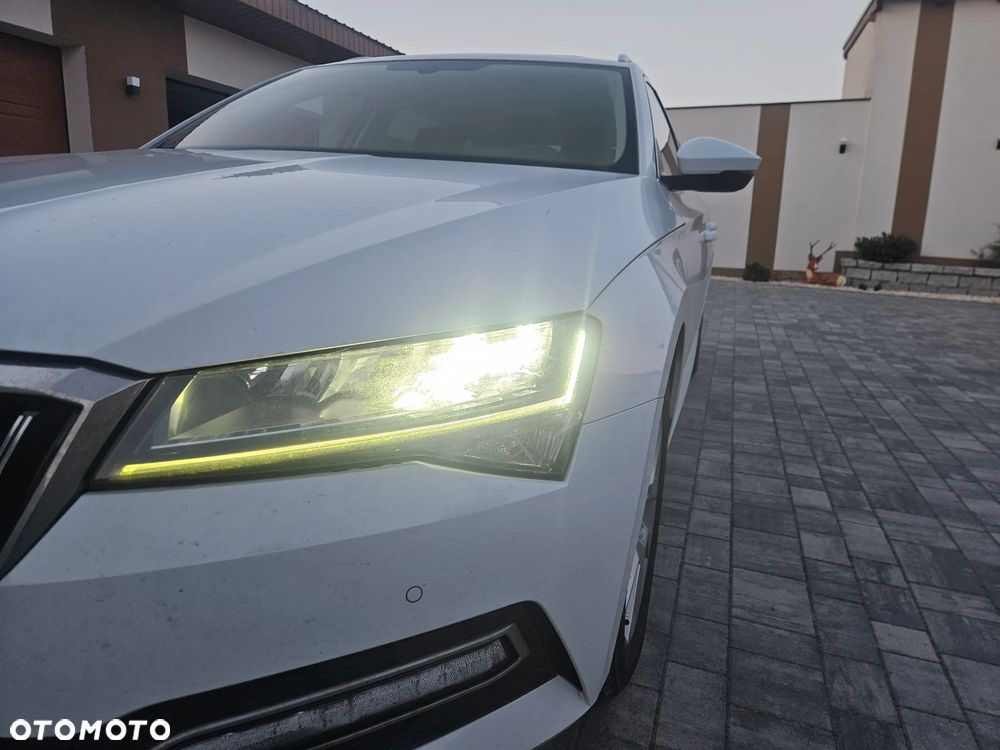 Skoda Superb 1.5 TSI ACT DSG Ambition - 11