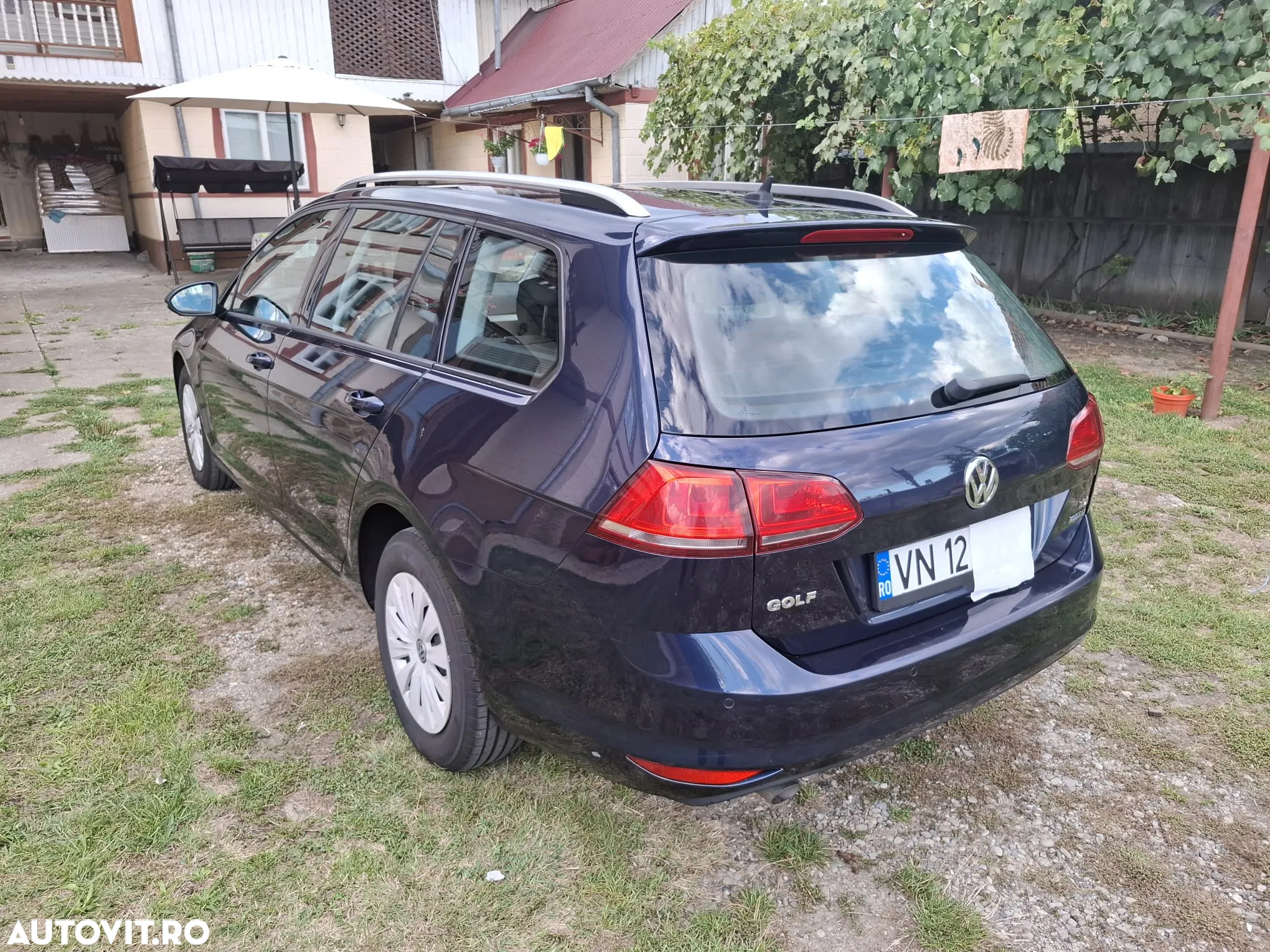 Volkswagen Golf 1.6 TDI BlueMotion Technology Comfortline - 6