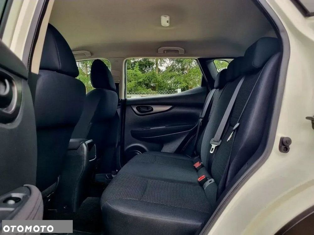 Nissan Qashqai 1.2 DIG-T Visia - 10