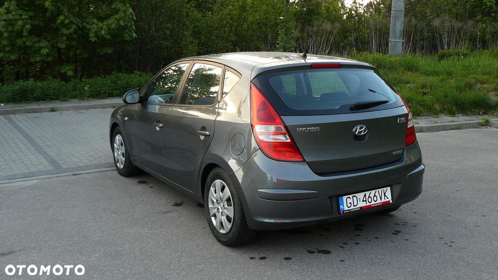 Hyundai i30 1.6 CRDi Classic + - 4
