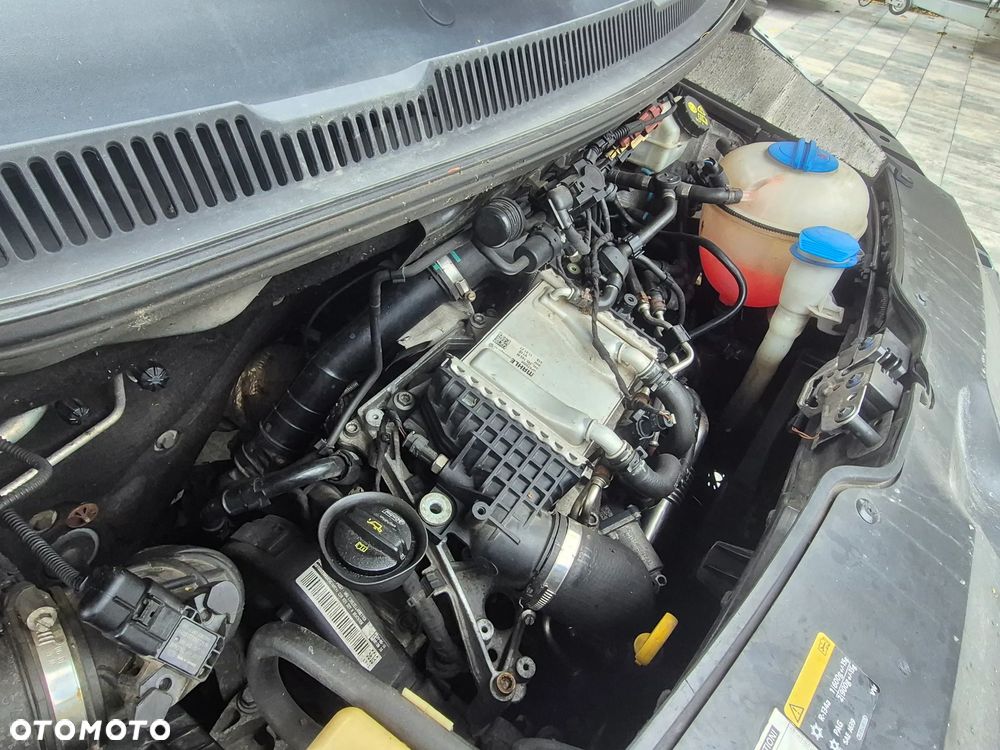 Volkswagen Multivan 2.0 TDI L1 Comfortline - 10