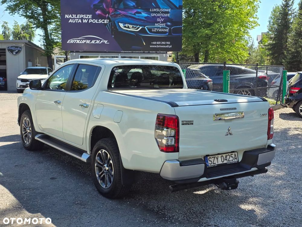 Mitsubishi L200 2.2 d DC Intense - 10