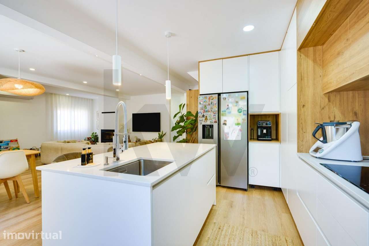 Fabulosa Moradia T4 com Piscina e Espaço Exterior - Grande imagem: 5/50