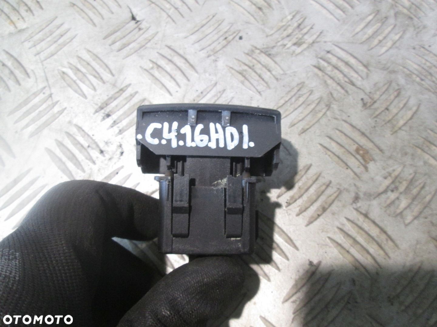 PRZYCISK HAMULCA POSTOJOWEGO CITROEN C4 PICASSO 1 96551922ZD - 1