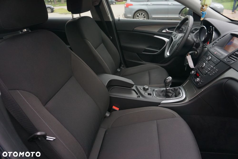 Opel Insignia 1.6 Design Edition - 20