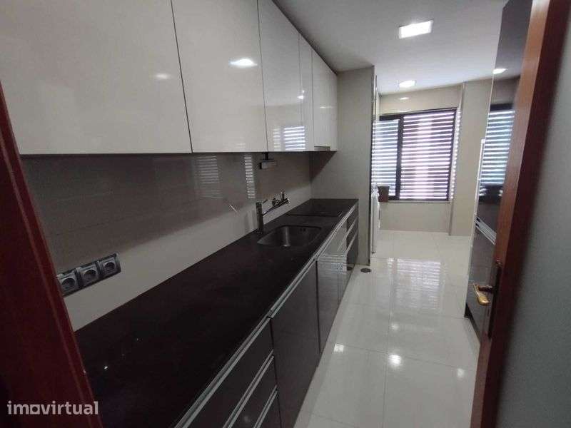 Apartamento T3 Maia - Lago - Grande imagem: 2/12