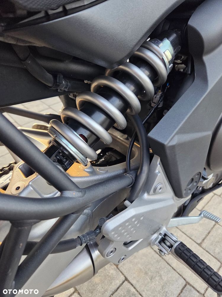 Kawasaki Versys 650 - 9