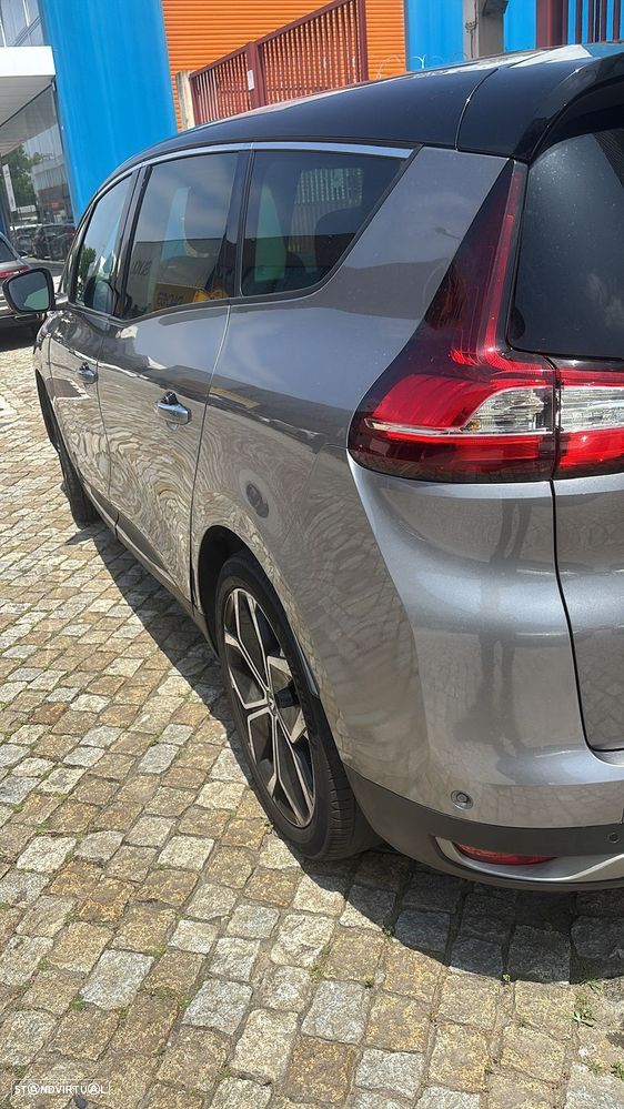 Renault Grand Scénic - 4