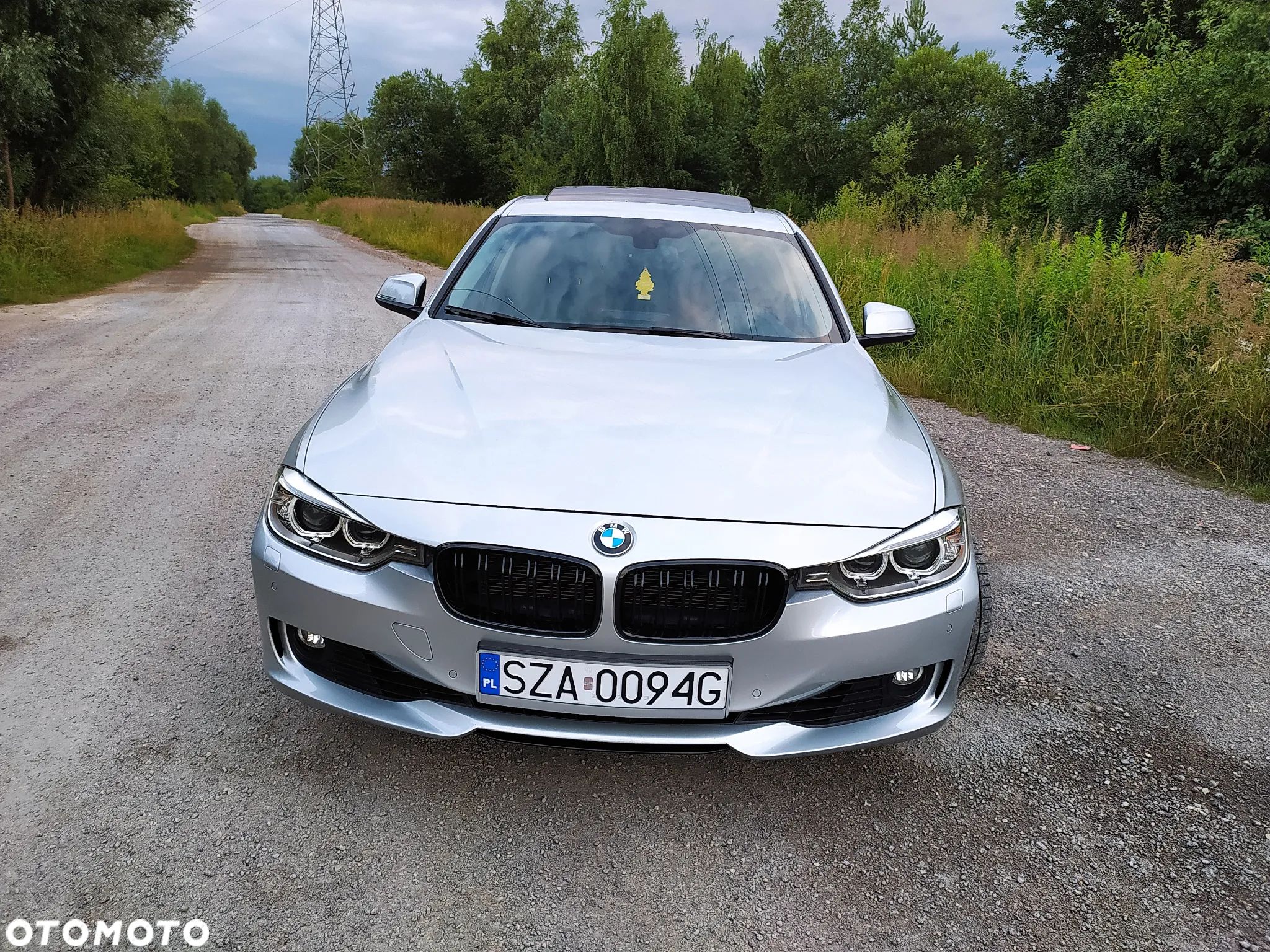 BMW Seria 3 320i - 1