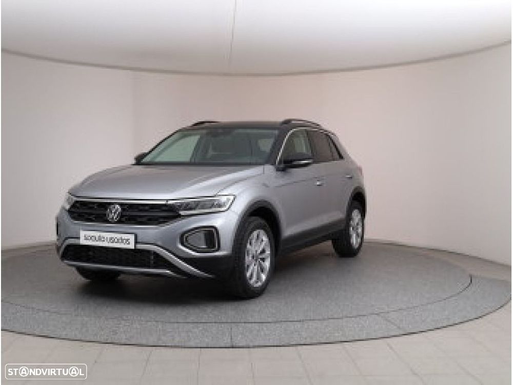 VW T-Roc 1.5 TSI Urban DSG - 2