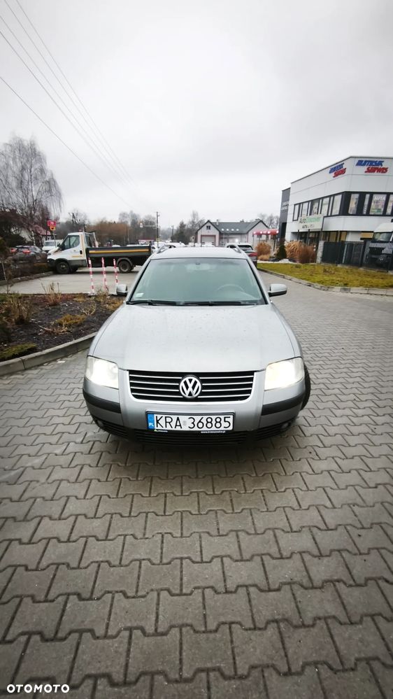 Volkswagen Passat 1.9 TDI Comfortline - 5