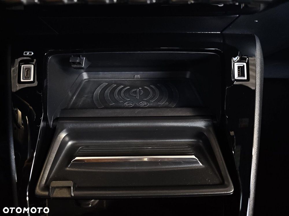 Peugeot 2008 1.2 PureTech GT S&S EAT8 - 29