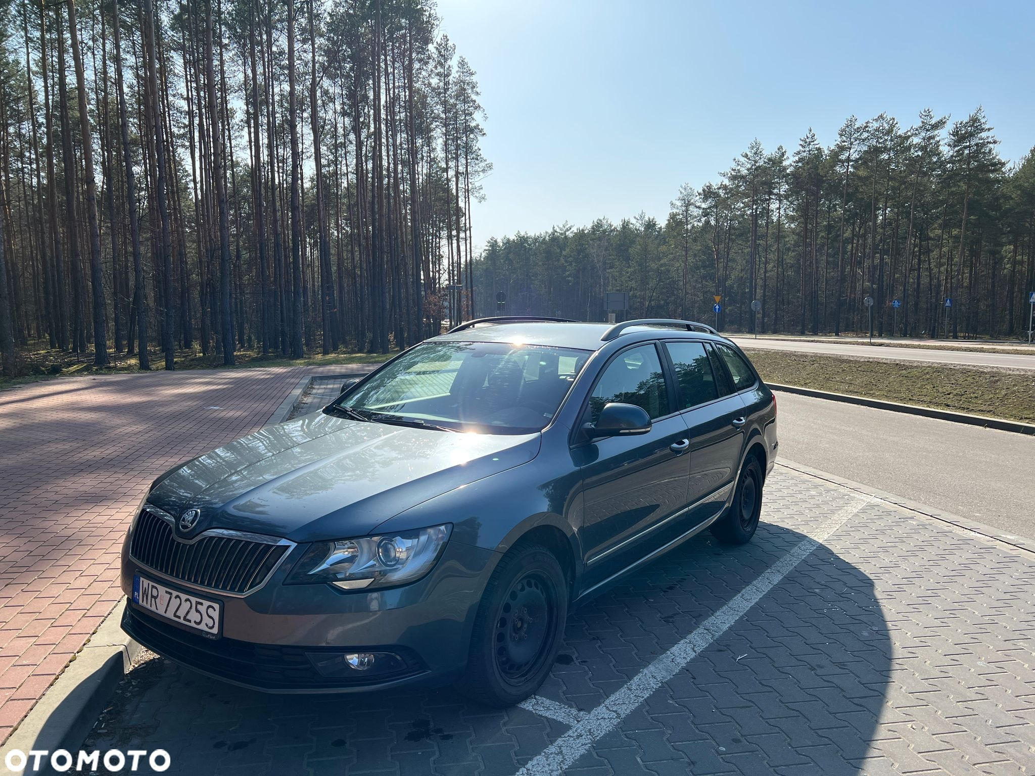 Skoda Superb 2.0 TDI 4x4 Ambition DSG - 4