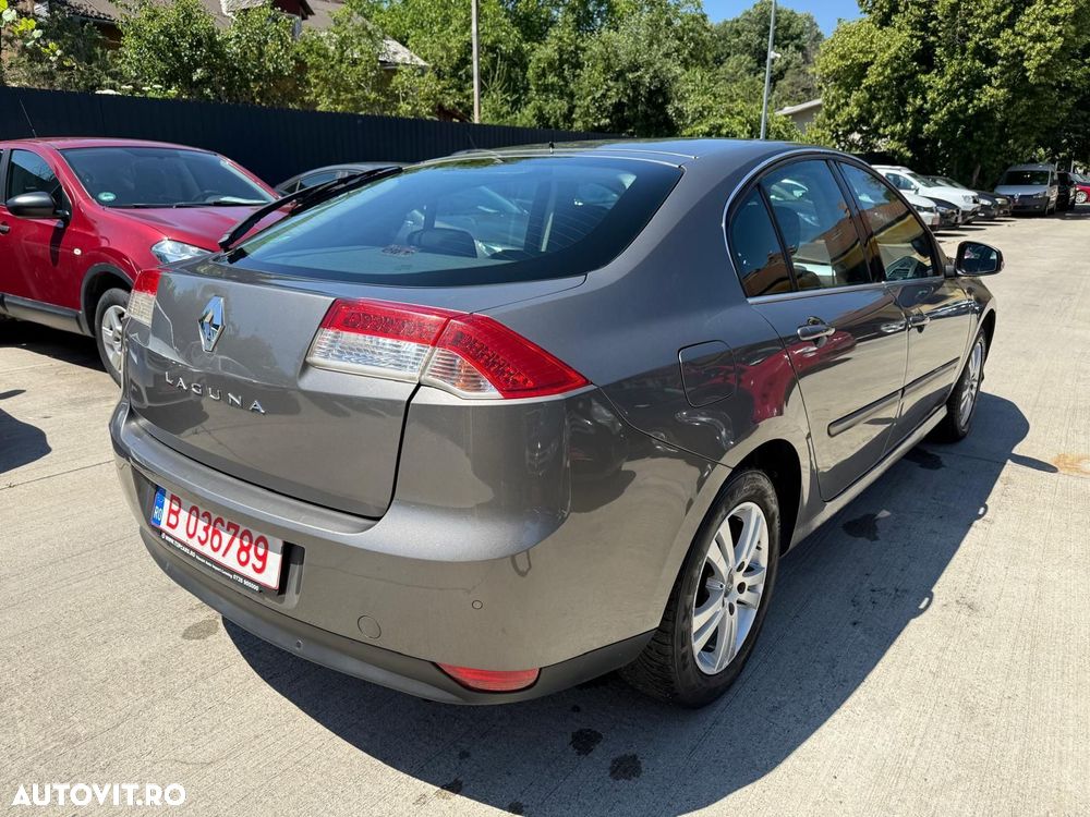 Renault Laguna - 4