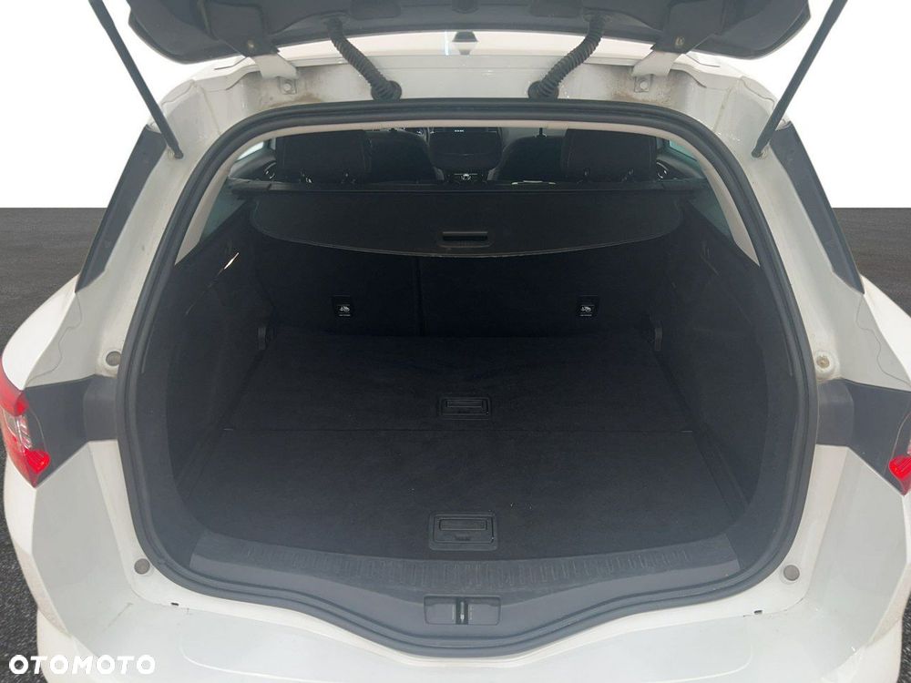 Renault Megane 1.3 TCe FAP Limited - 11
