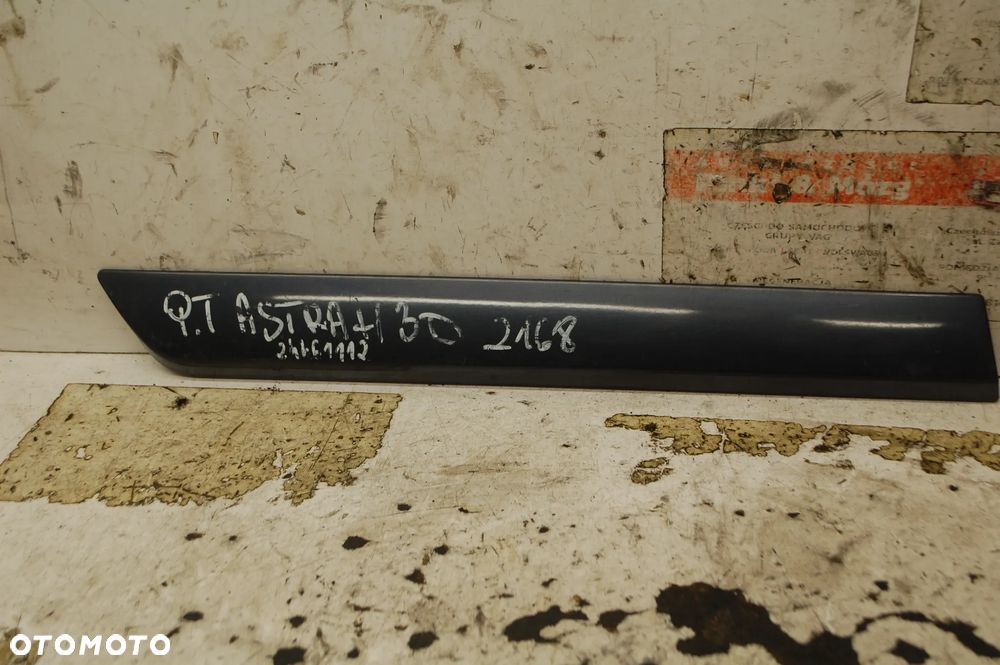 LISTWA BŁOTNIKA PRAWY TYŁ TYLNA 24461112 OPEL ASTRA III H 3D Z168 - 3