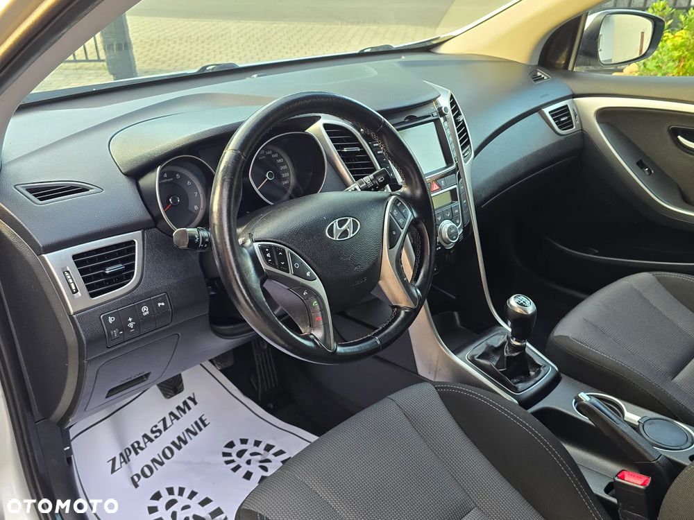 Hyundai i30 blue 1.6 GDI YES Gold - 24