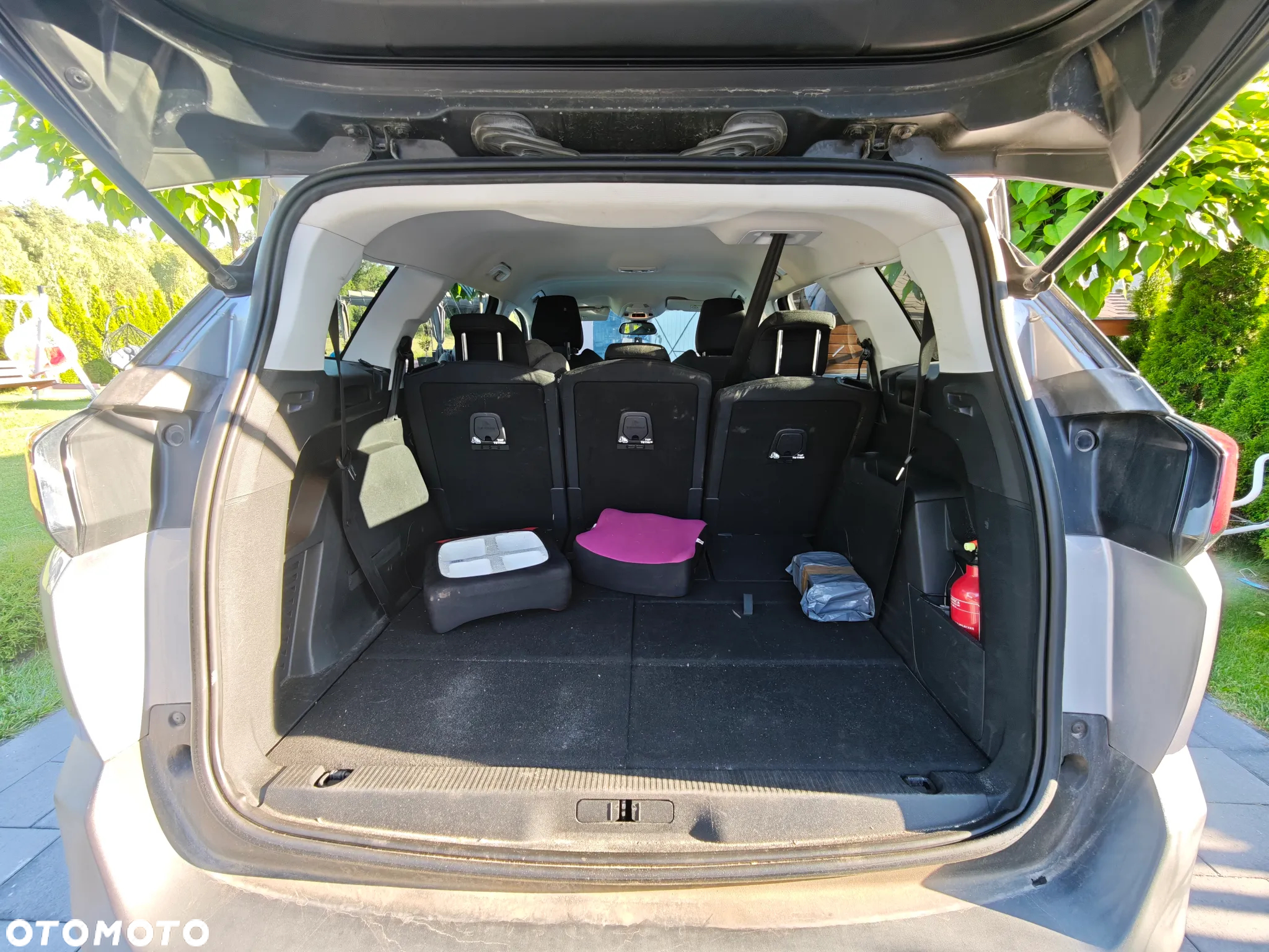Peugeot 5008 1.5 BlueHDi Active S&S EAT8 - 14