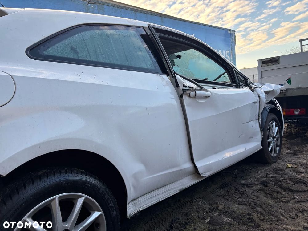 Seat Ibiza SC 1.2 TSI CONNECT - 5