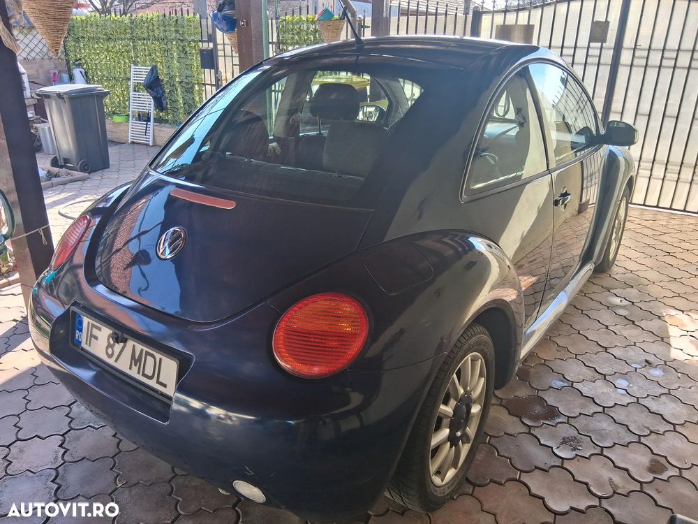 Volkswagen New Beetle - 7