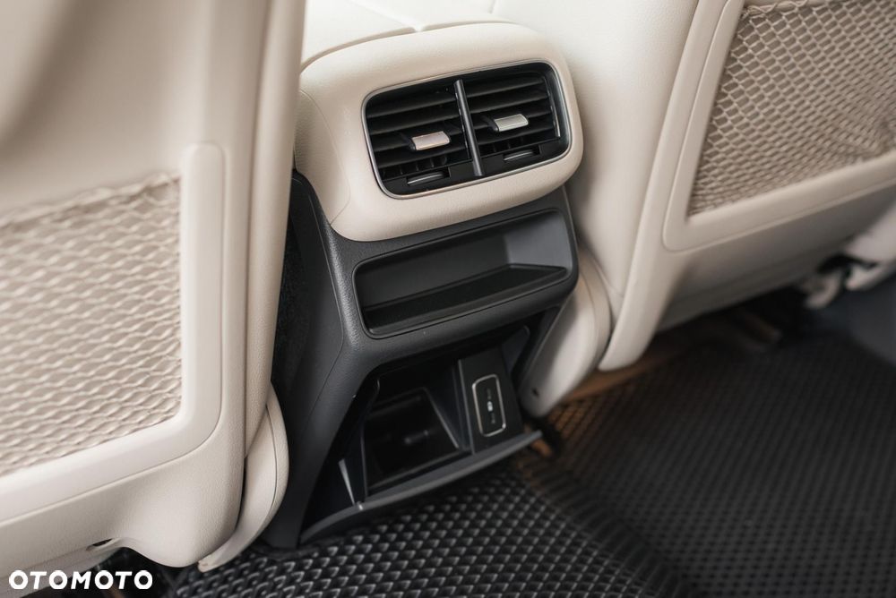 Mercedes-Benz GLE 300 d 4-Matic - 34