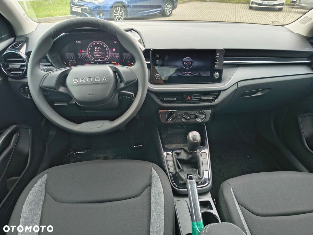 Skoda Fabia 1.0 Essence - 19