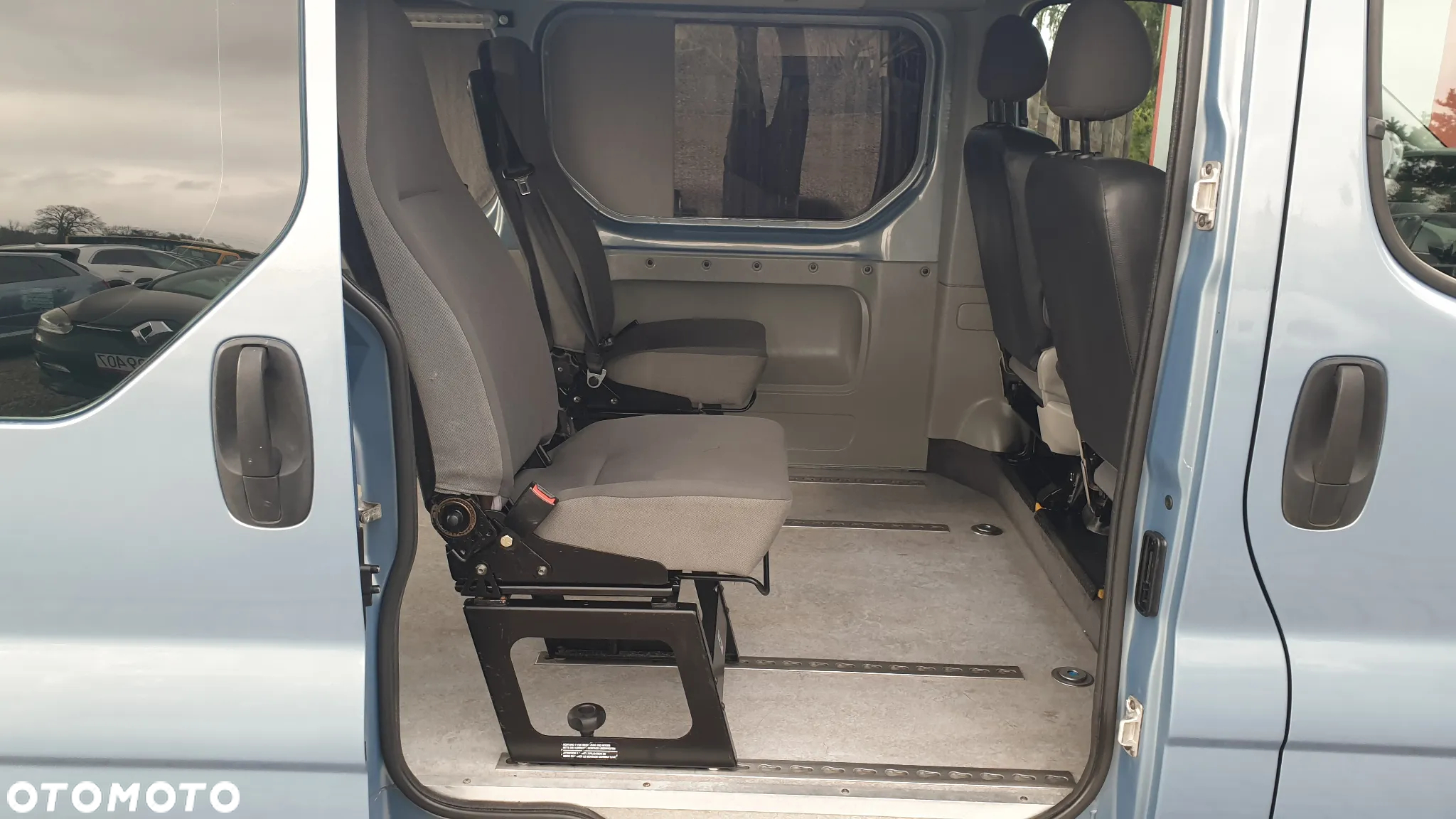 Renault Trafic - 10