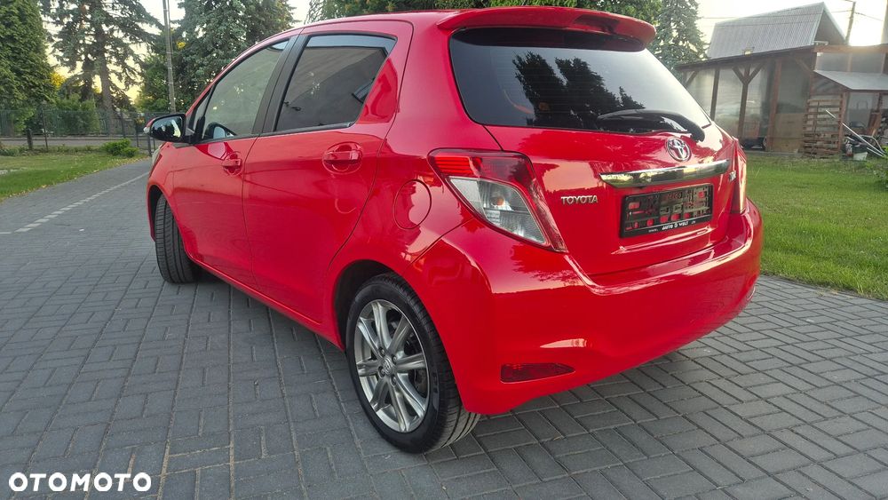 Toyota Yaris 1.33 VVT-i Club - 3