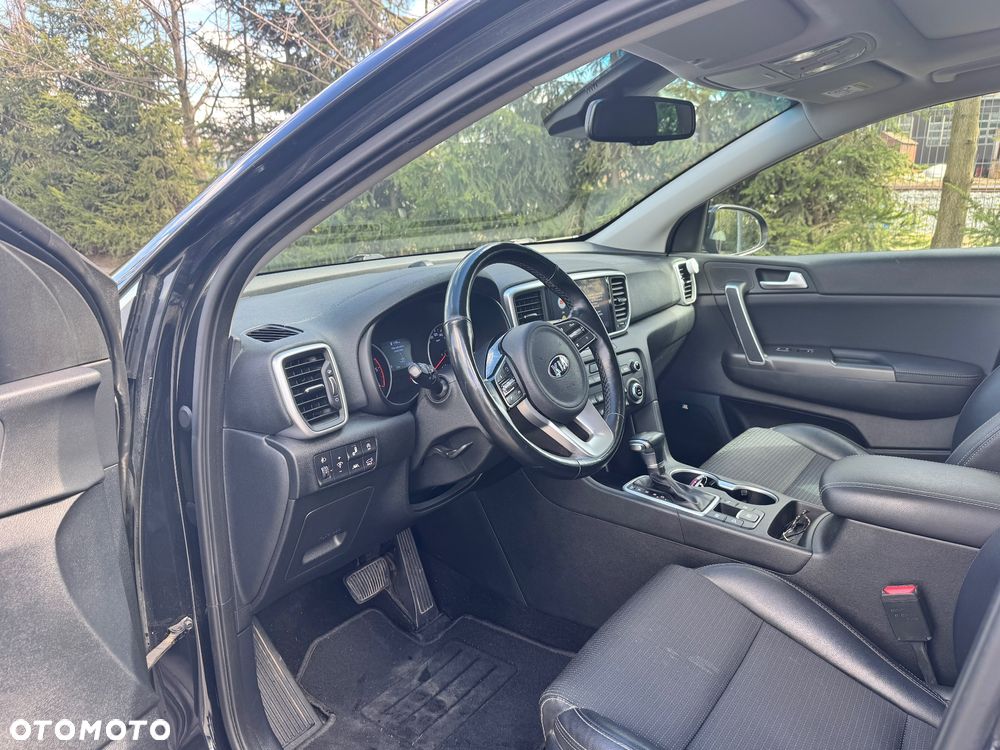 Kia Sportage 1.6 CRDI AWD Eco-Dynamics+ (48V M-H) DCT GT LINE - 8