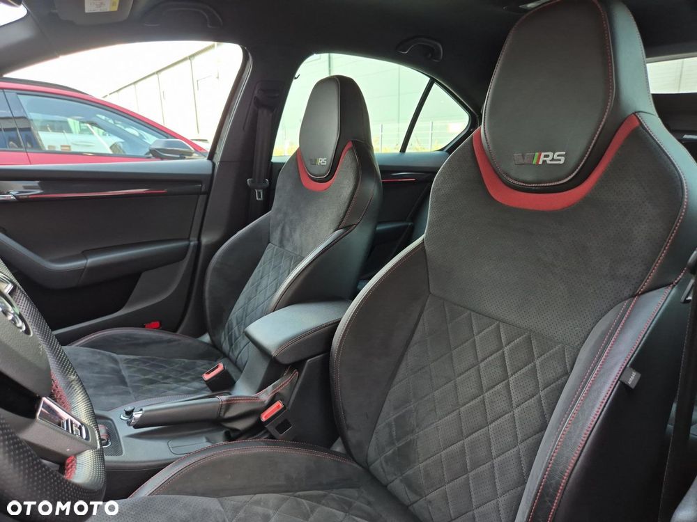 Skoda Octavia 2.0 TSI GPF RS 245 DSG - 12