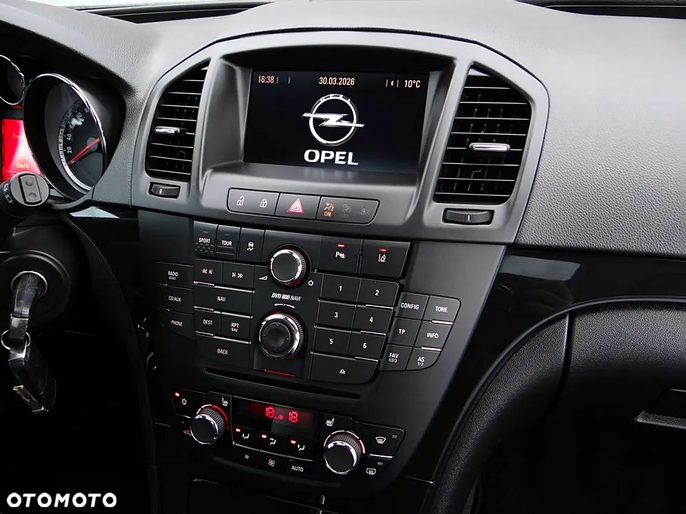 Opel Insignia 2.0 Turbo - 29