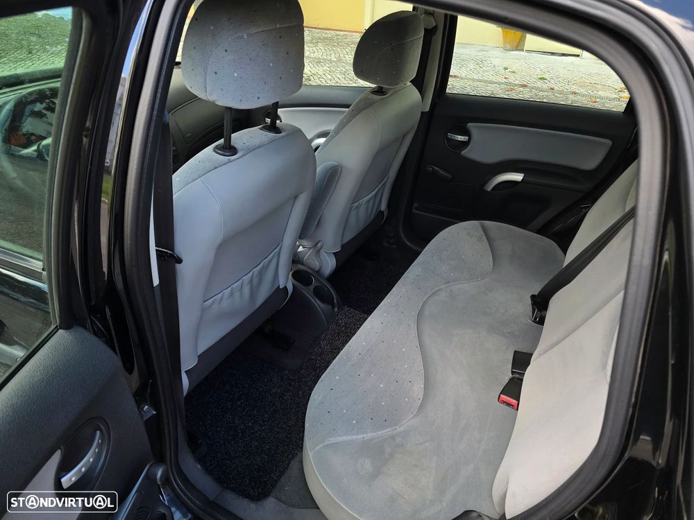 Citroën C3 1.1 SX Pack - 21