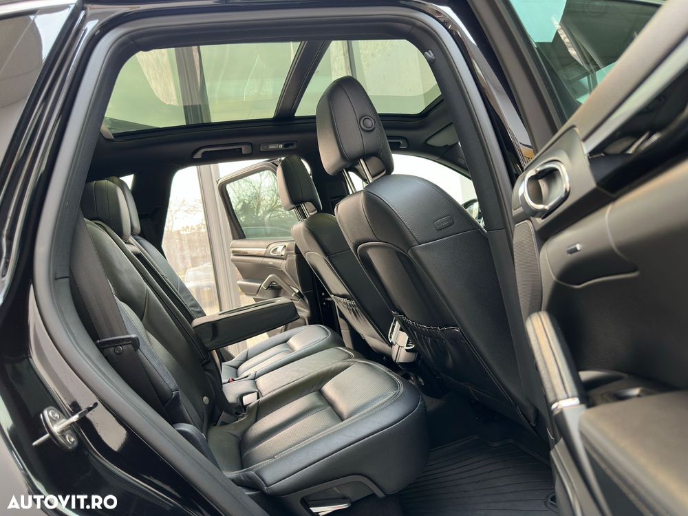 Porsche Cayenne Diesel Platinum Edition - 11